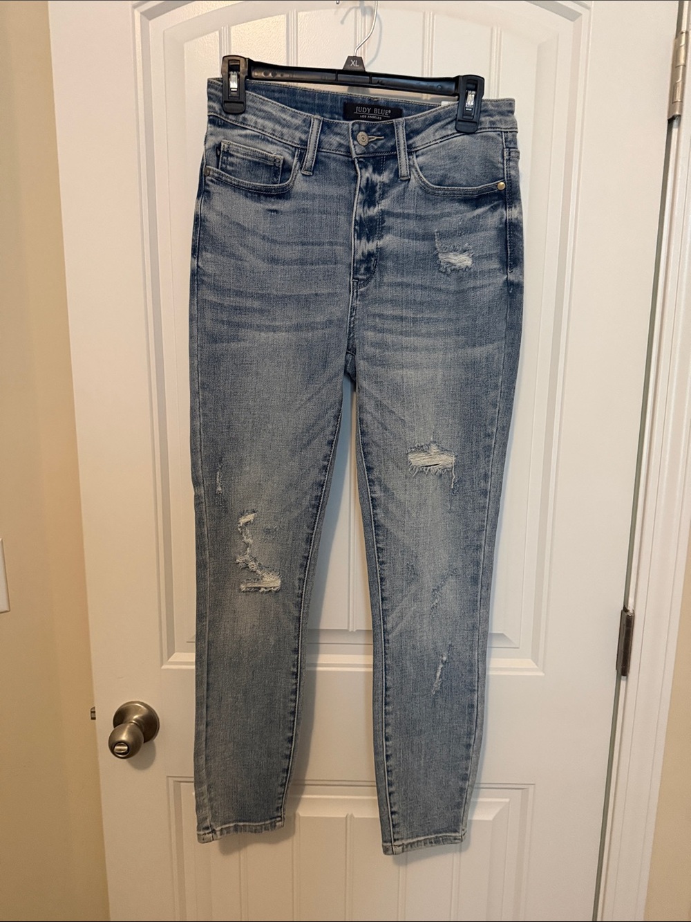 Judy Blue Light Wash Skinny Jeans with Distressed Detail